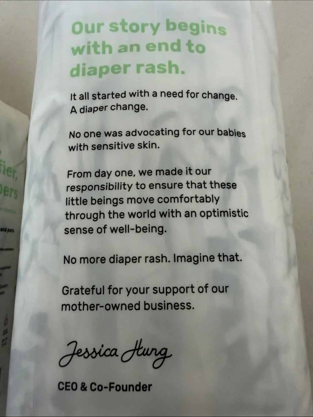 2 Pack Size 4 Clear + Dry Diapers Parasol New Unopened